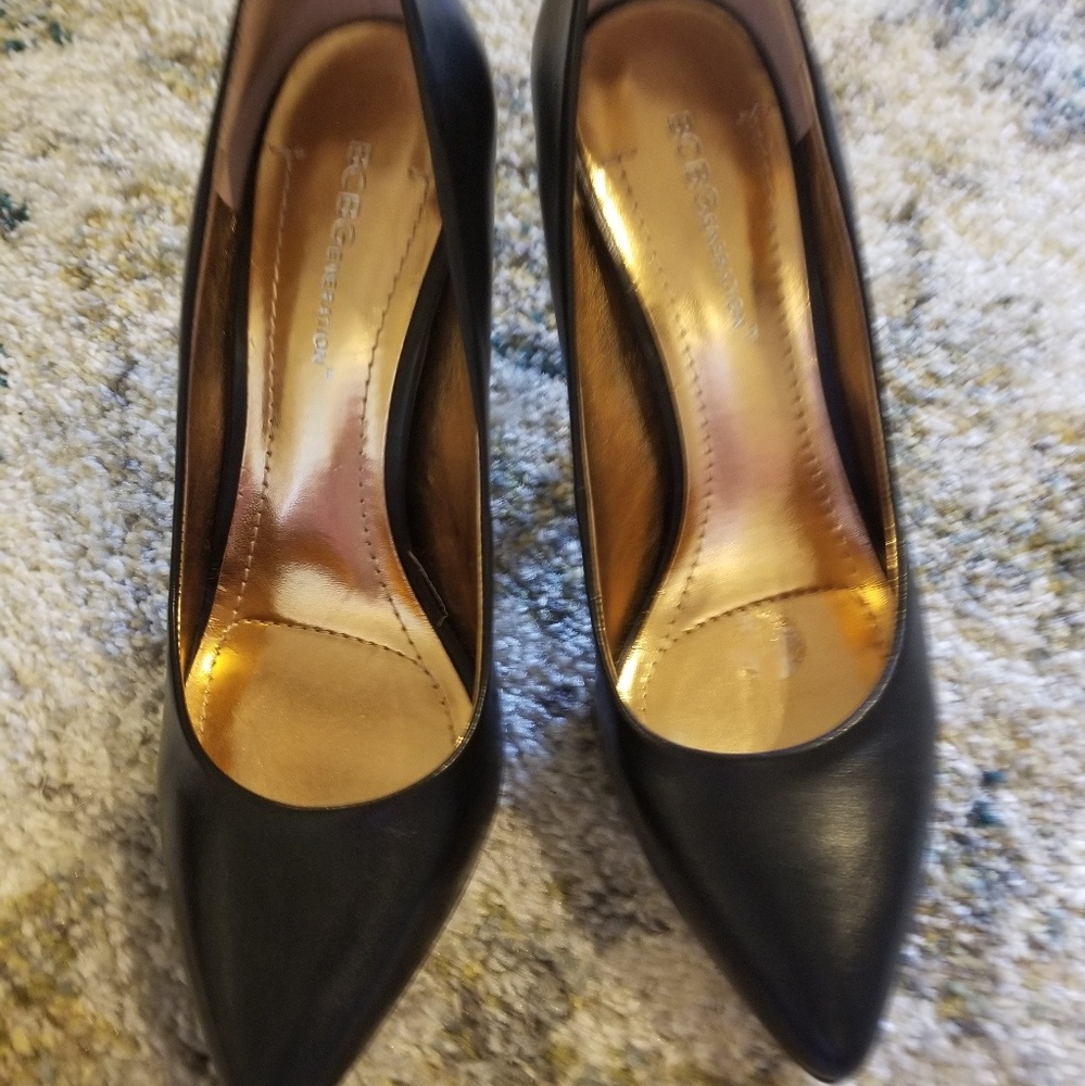 BCBG heels. Black color. Brand new w/o Tag
